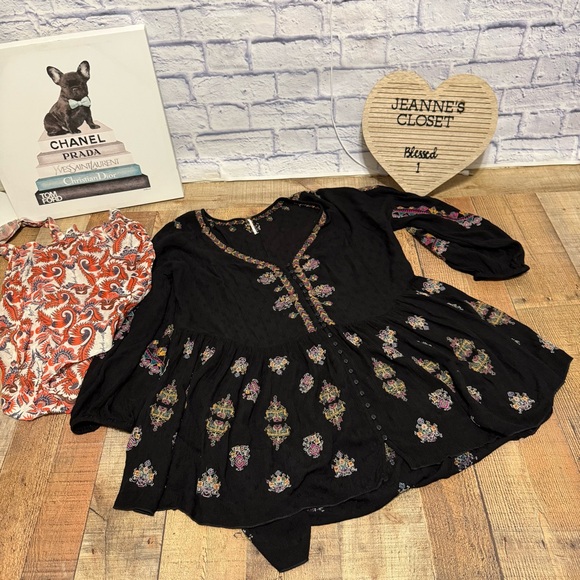 Free People Arianna Tunic Top Sz large Peasant Boho Embroidered Crinkled - Picture 3 of 16